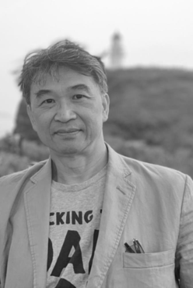 王國富