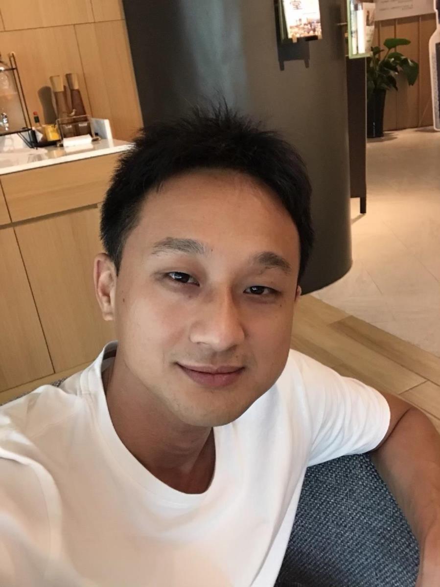 陳逸
