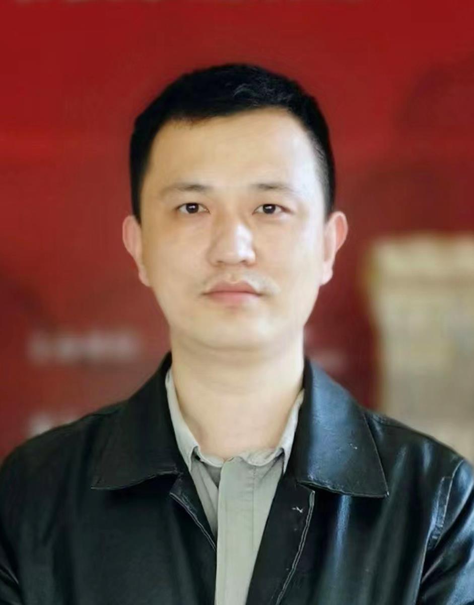 張偉