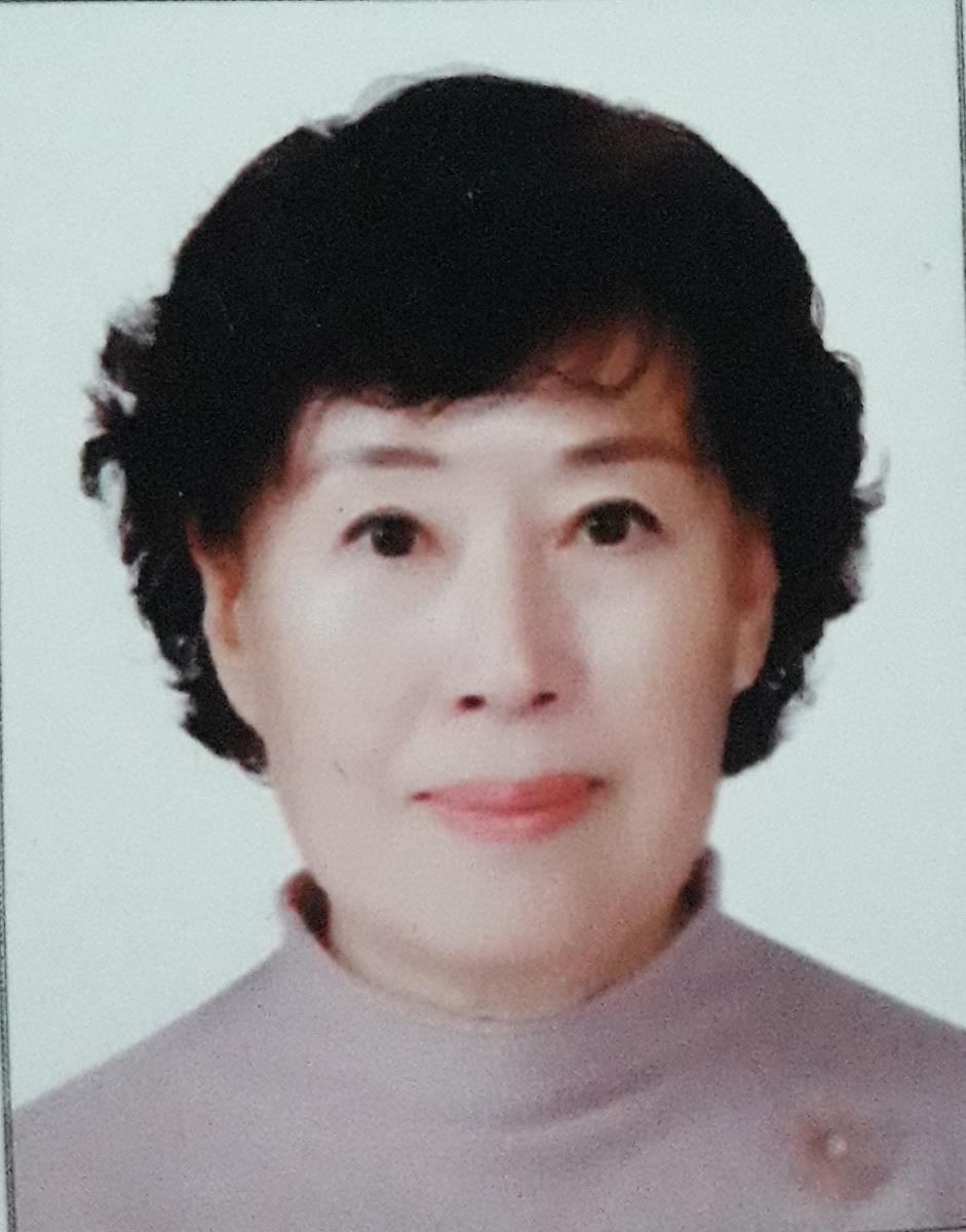 李英姬