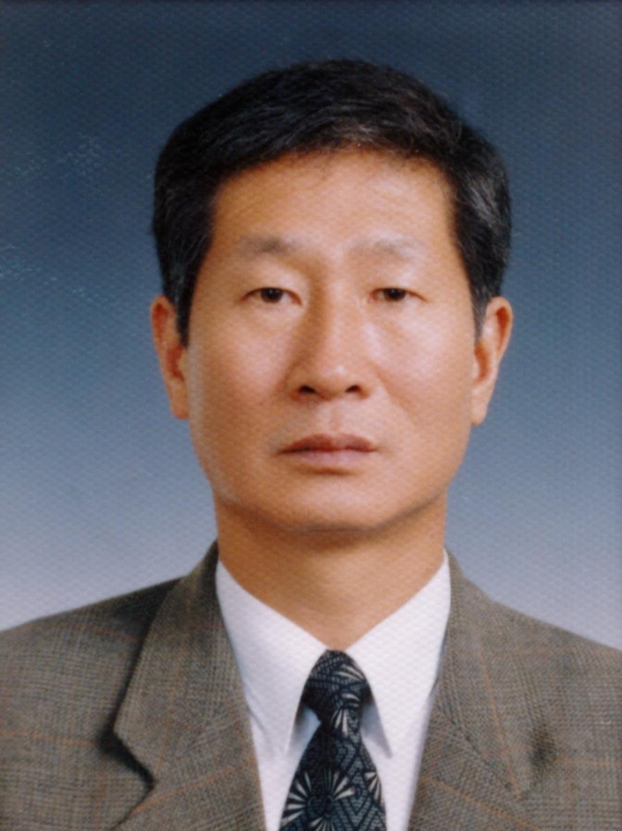 李庸文