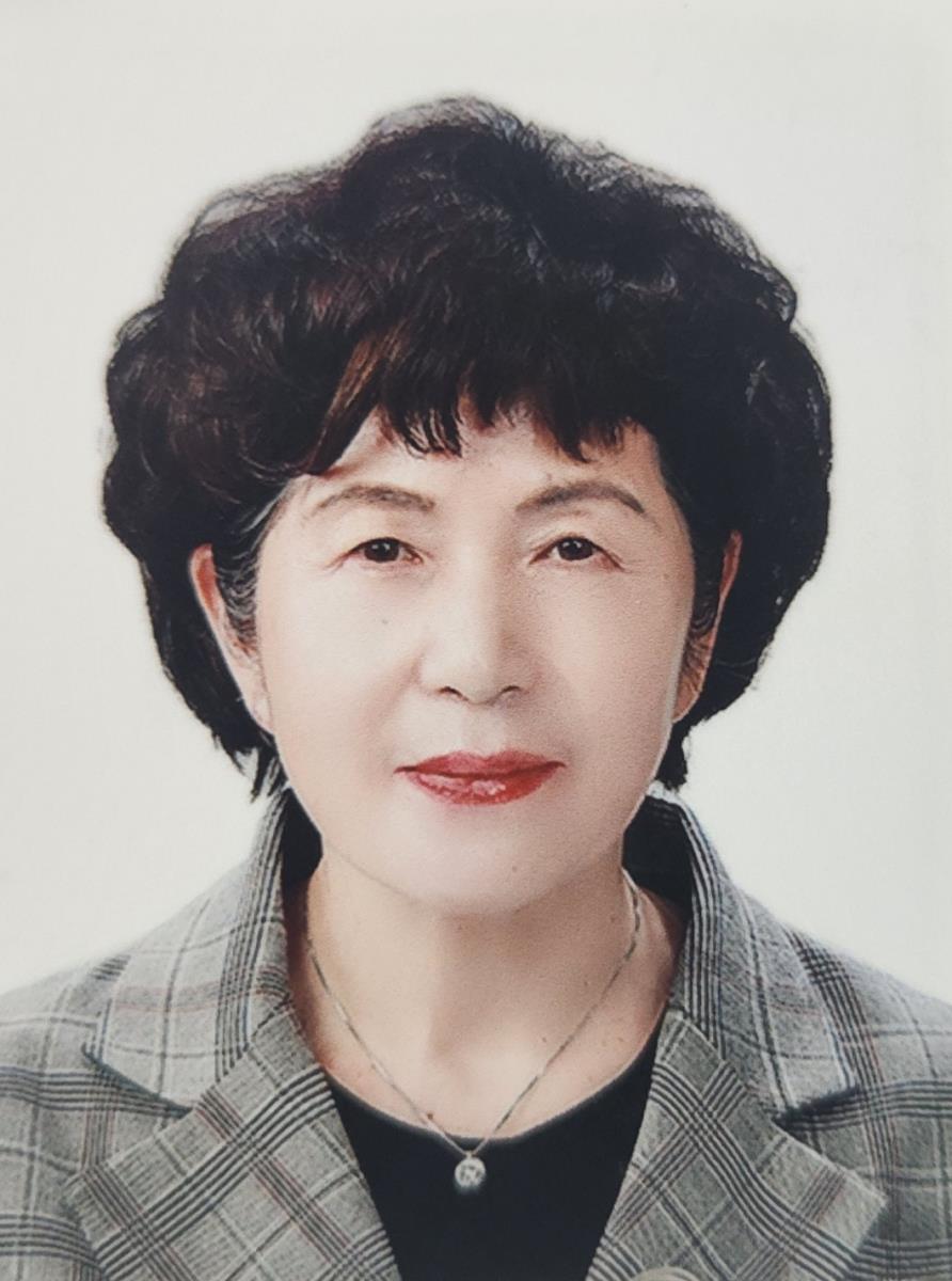 崔滿子