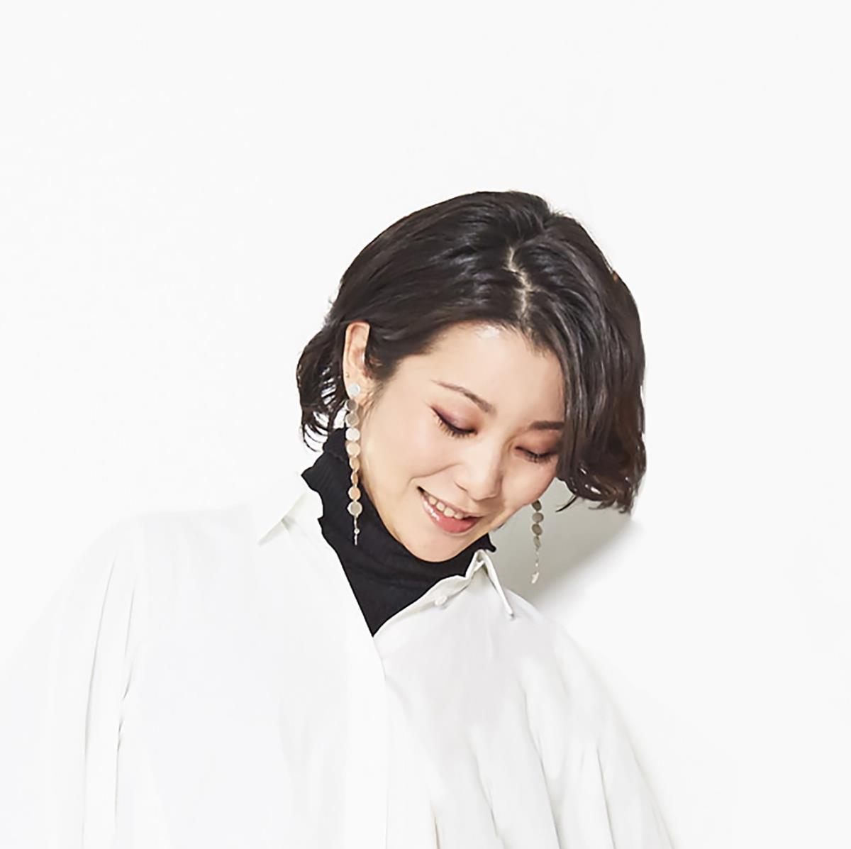YOKOYAMA Mai  橫山麻衣